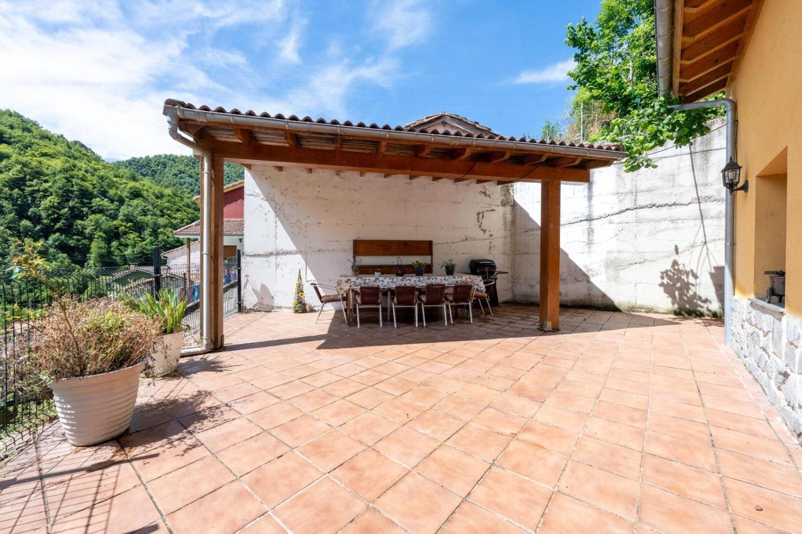 Villa Casa En Campo De Caso Exterior foto